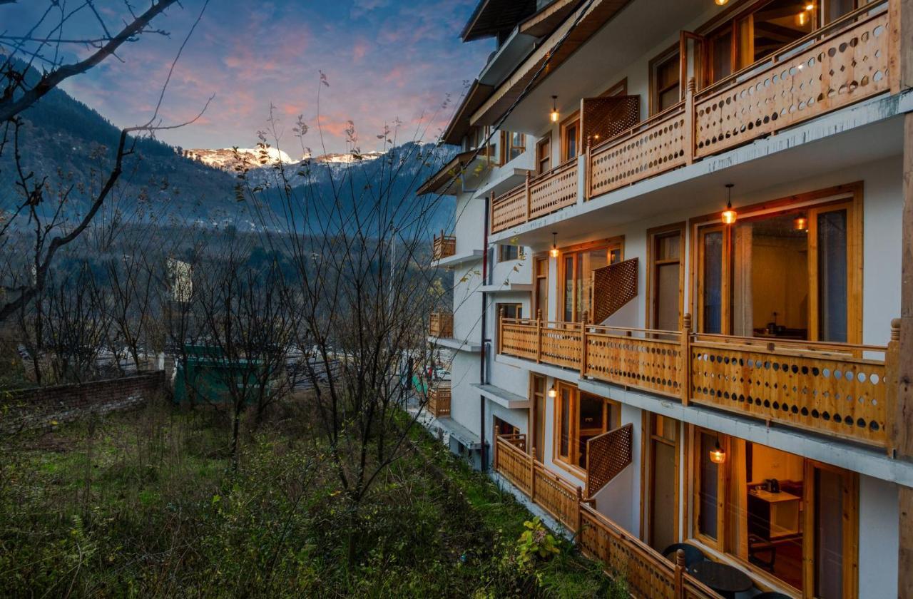 Готель Vaibhav Regency Маналі Екстер'єр фото