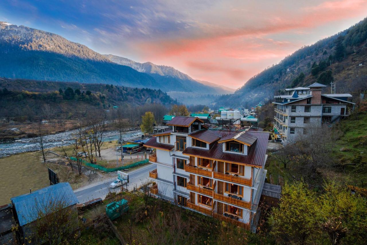 Готель Vaibhav Regency Маналі Екстер'єр фото